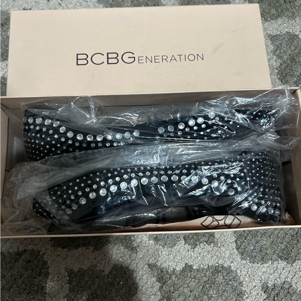 BCBGeneration Rhinestone Women’s Flats (8)